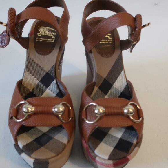 Authentic Burberry Brown Leather Nova Check Plaid Platform Wedge Heel 37 US/7 - Picture 6 of 13